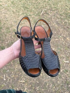 chie mihara leather open toe sandals